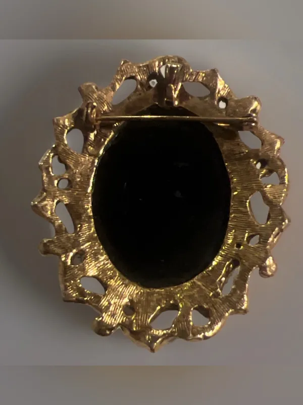 Vintage Cameo Pendant Brooch Jewelry 2-1/4” Black Gold Victorian Whimsigoth Goth - Image 2