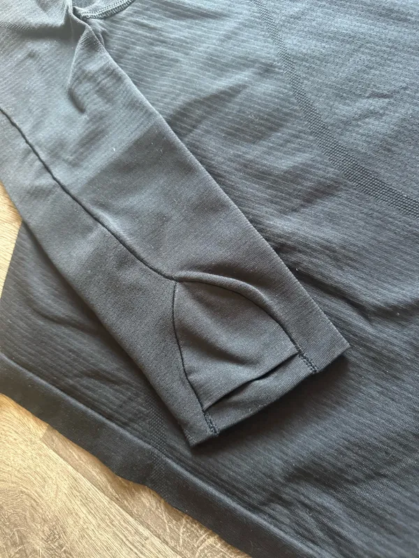Lululemon Swiftly Long Sleeve Cropped - Image 4