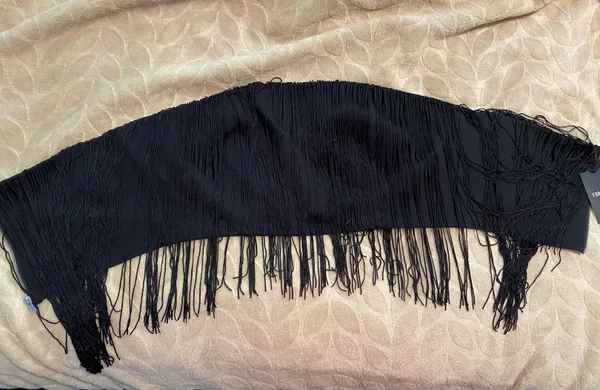 Forever 21 Black Tassel Crop Top - Image 3