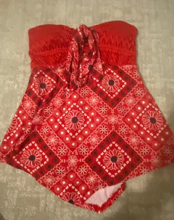 Red Country Tank Top Flowers - Image 4