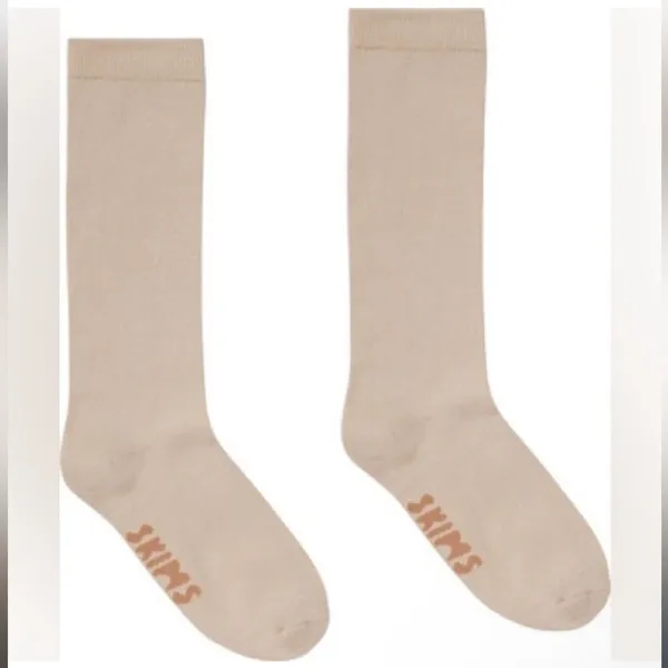 NWT SKIMS everyday mid calf socks in Sand - Image 3