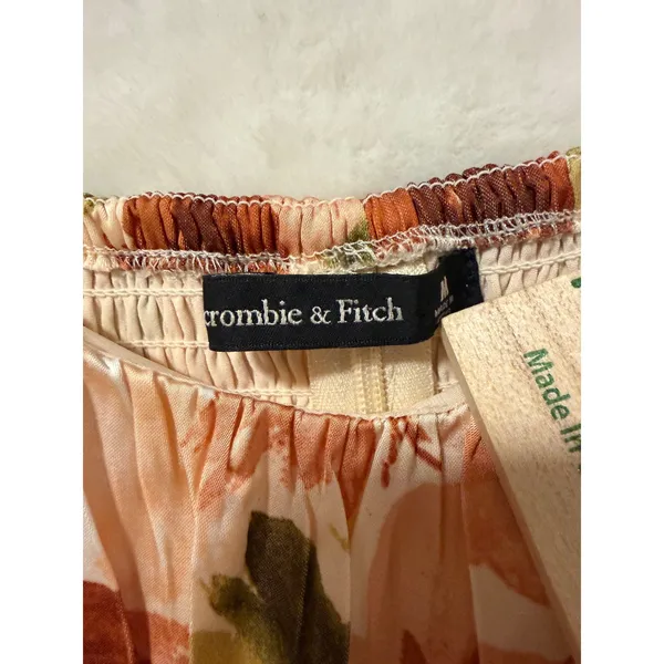 Abercrombie & Fitch Floral Satin Crop Top Medium Long Sleeve Blouse Orange - Image 3