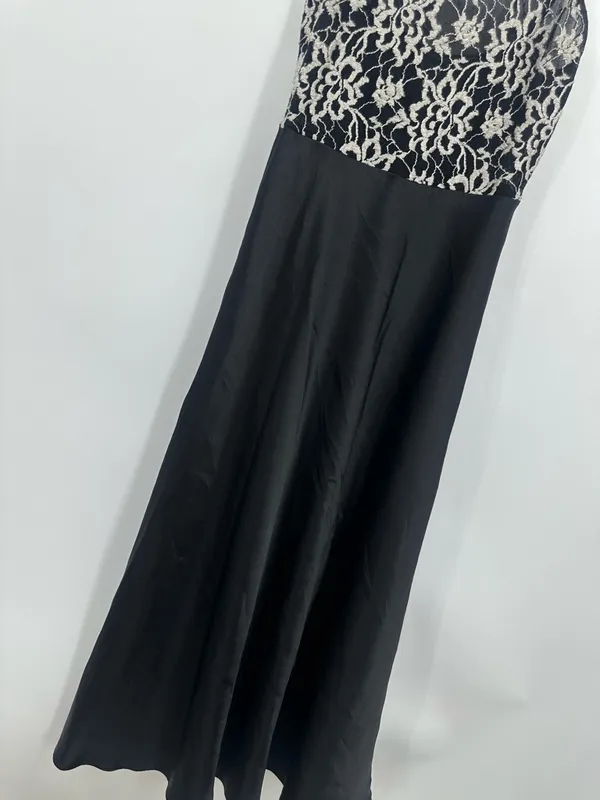Vintage Y2K Black Lace Midi Dress Size Small Whimsical Goth Fairy Grunge Flare - Image 6