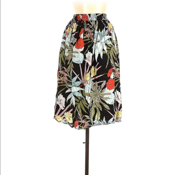 ✨HP✨World Market Tropical Skirt✨ - Image 2