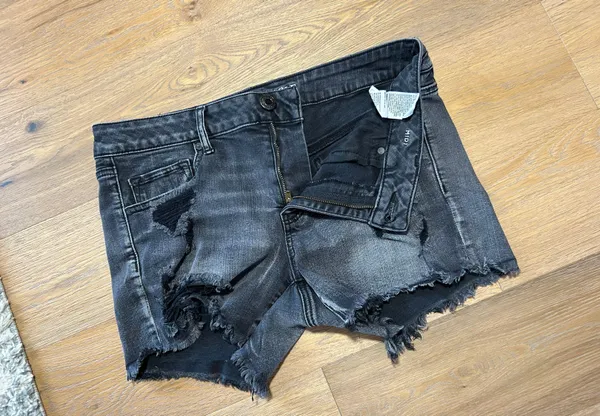 American Eagle Size 14 jean shorts, cutoff shorts - Image 5