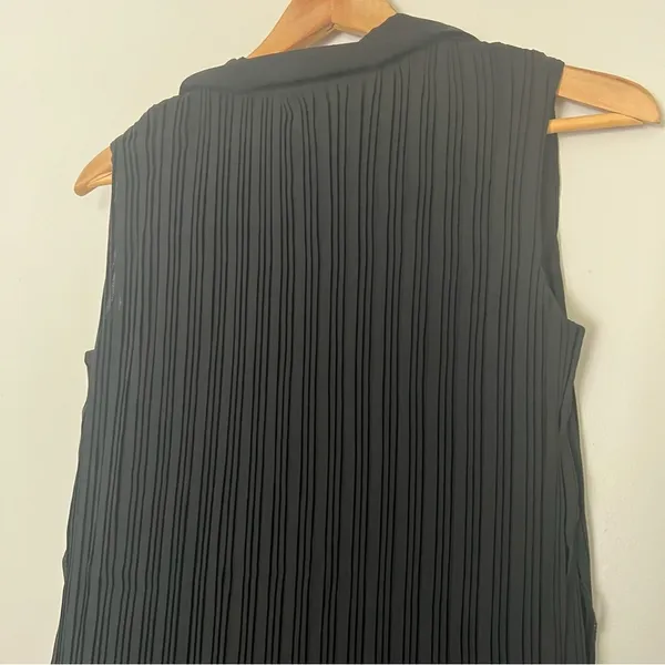 NWT pleated sleeveless shirt dress collared button down black size small - Image 5