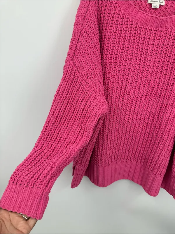 American Eagle Outfitters Pink Boho Baggy Sweater Size Medium - Image 9