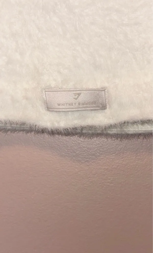 New Gymshark X Whitney Simmons Bandeau Fuzzy Crop Top Bra - Image 4
