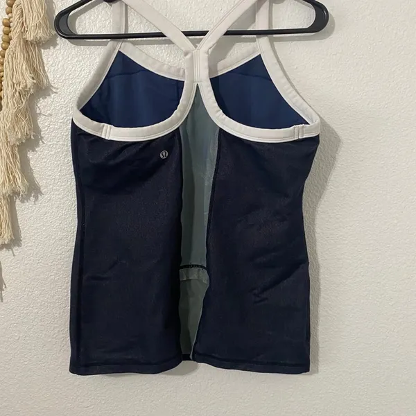 lululemon tank top size 10 - Image 3