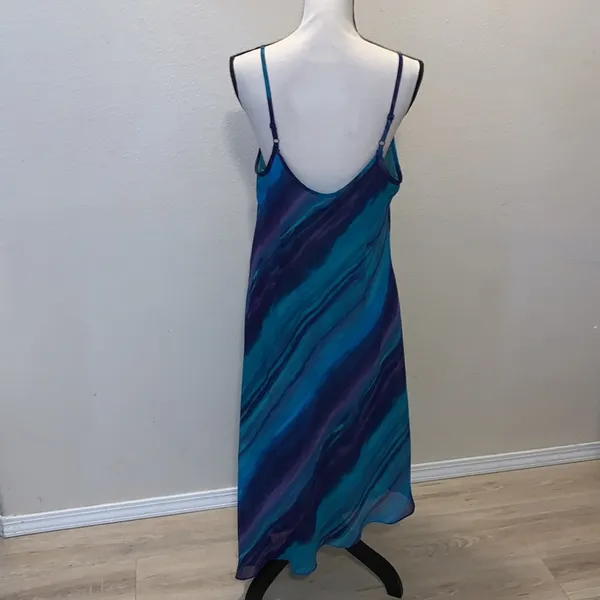 Venezia blue & purple wave pattern maxi night out formal dress - Image 6