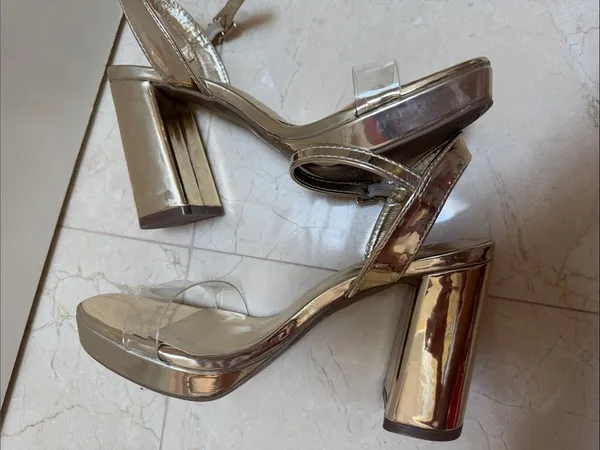 Sugar Gold Metallic Block Heel Sandals Size 6.5 - Image 4