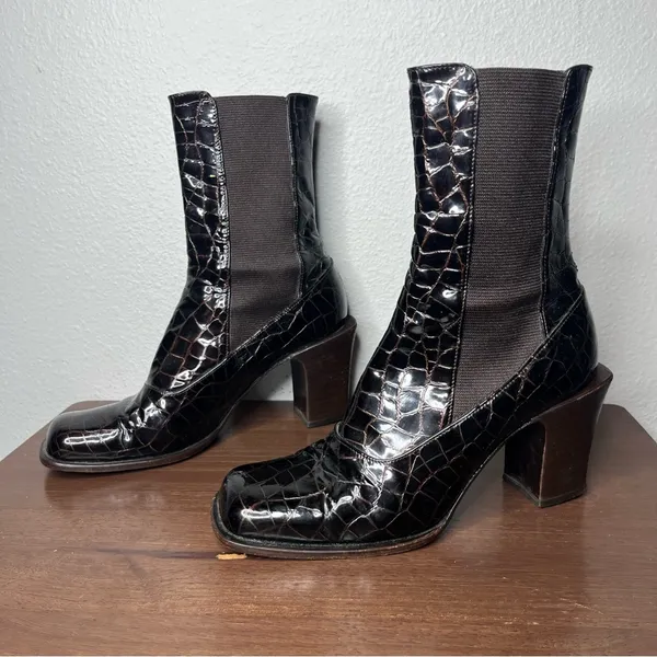 VTG Michael Perry Dark Brown Leather Crocodile Square Toe Block Heel Ankle Boots - Image 3