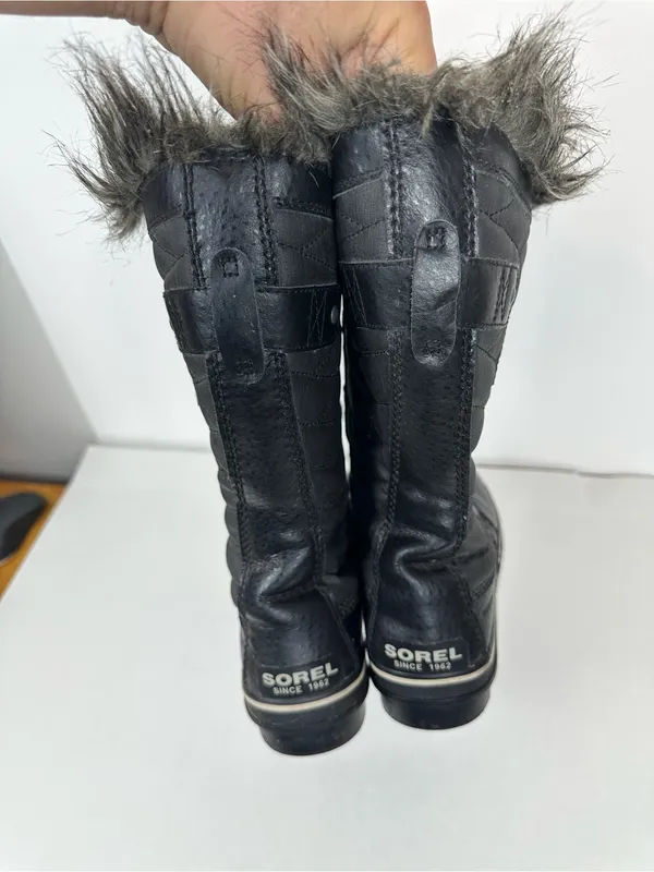 Sorel Tofino II Womens Size 10 Black Waterproof Faux Fur Snow Boots NL2332-010 - Image 7