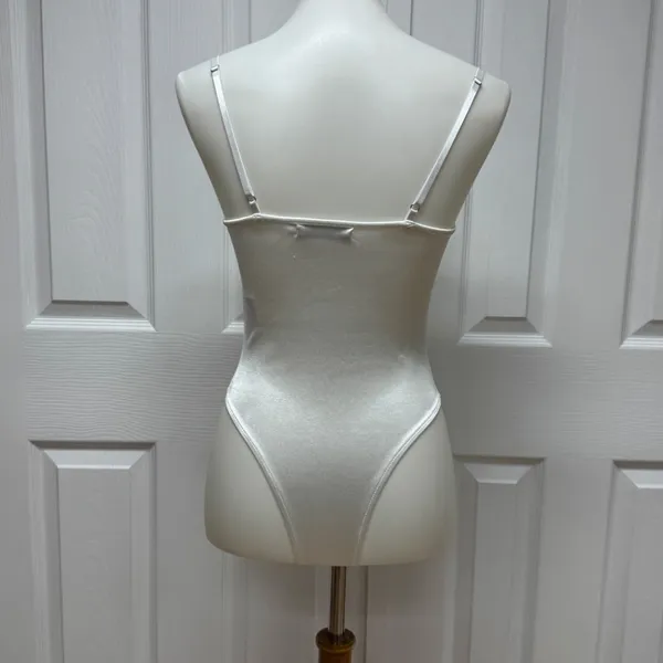 ADIKA White‎ Satin Bodysuit - Size S. - Image 2