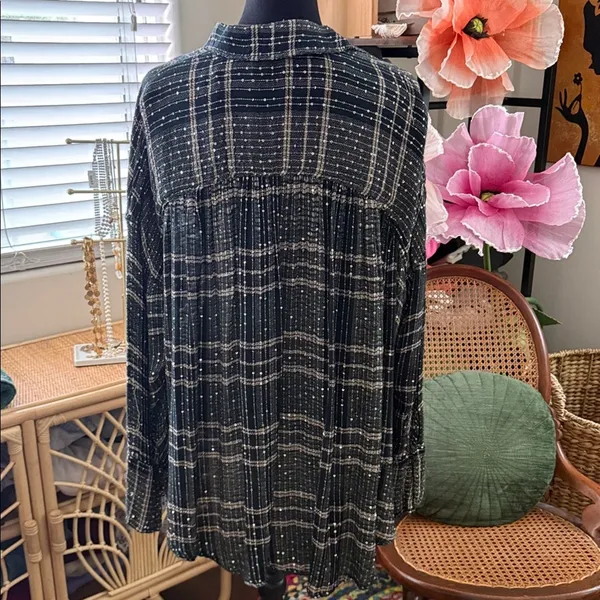 Free People Fearless Love Washed Black Sequin Oversized Popover Boho Hippie Top - Image 3