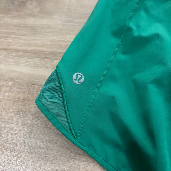 Lululemon Hotty Hot High-Rise Lined Short 4" Cascadia Green Women Size 6 - Image 4