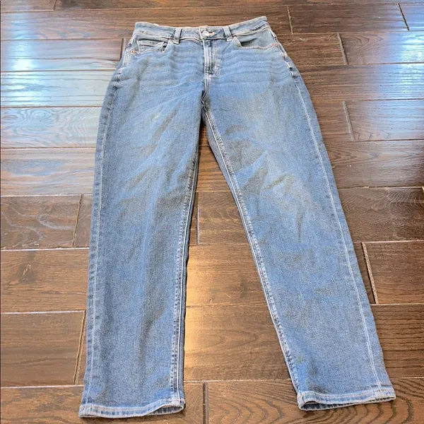 American Eagle Outfitters Classic MOM Jeans size 4 - Image 8