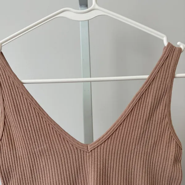 Free People Ribbed Boho Clean Minimalist Cropped Cami Tank XS/S Almond - Image 4