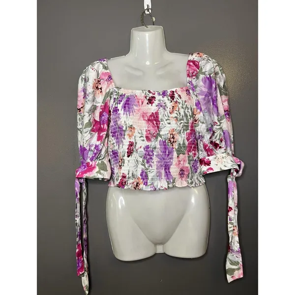 Express Blouse Womens Medium Pink Purple Floral Smocked Puff Sleeve Cropped Top - Image 2