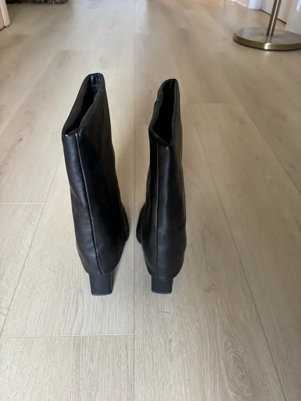 Marc Fisher Boots - Image 5