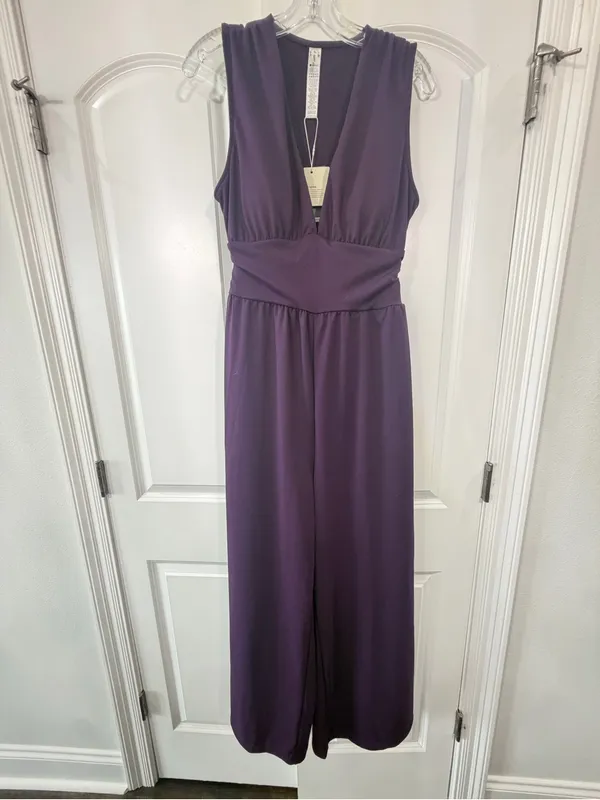 HALARA Sleeveless V-Neck Wide-Leg Jumpsuit in Plum NWT - Image 3