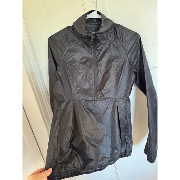 Lululemon Run With It half zip lightweight black‎ jacket size 2 - Image 5