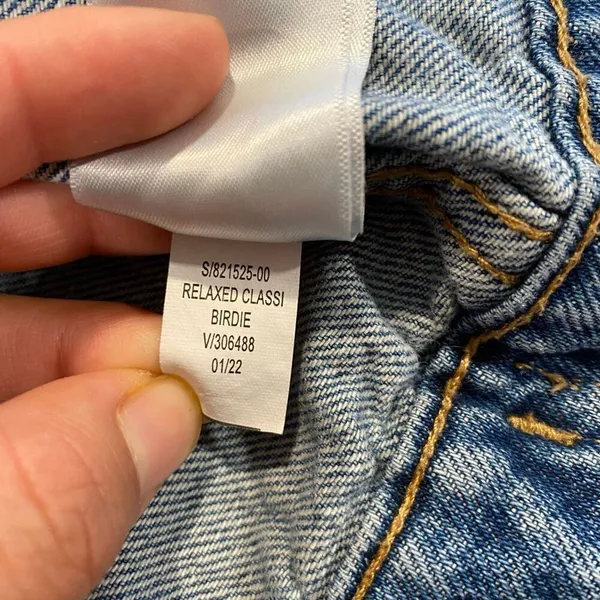 Old Navy Women Denim Trucker Jacket Medium Blue Jean Classic Button Distressed - Image 11