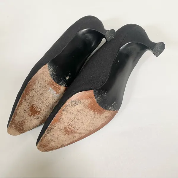 Stuart Weitzman Black pumps - Image 7