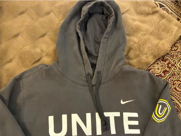 Mens Gray Hooded Nike Sweatshirt Size Large - Image 4