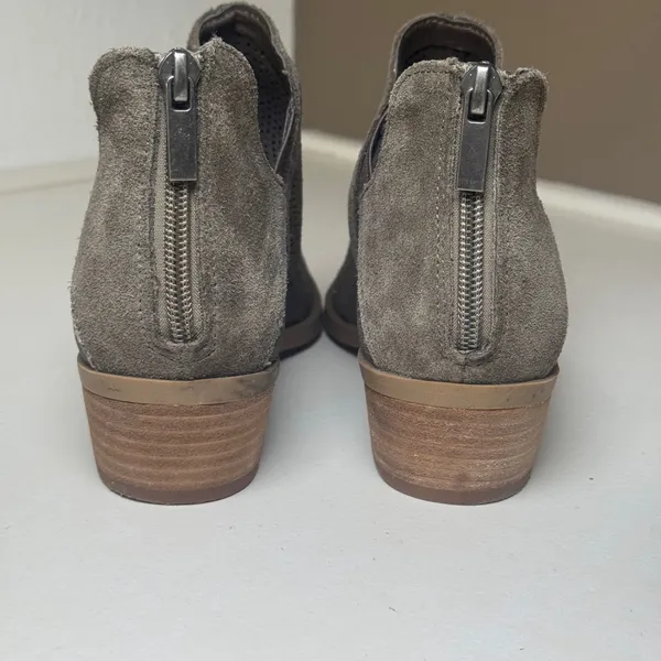 Crown Vintage Tabby Grey Suede Perforated Ankle Boots Womens 6 Laser Cut Booties - Image 4