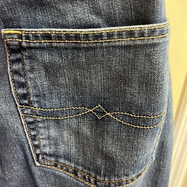 Lucky Brand Medium Blue Distressed 5- Pocket Mid-Rise Flare Jeans-Size 32/14 - Image 11