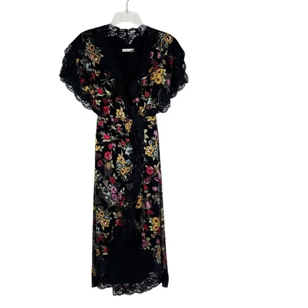 Alice + Olivia Adele Floral Wrap Midi Dress with Lace Trim Black Size 2 - Image 9