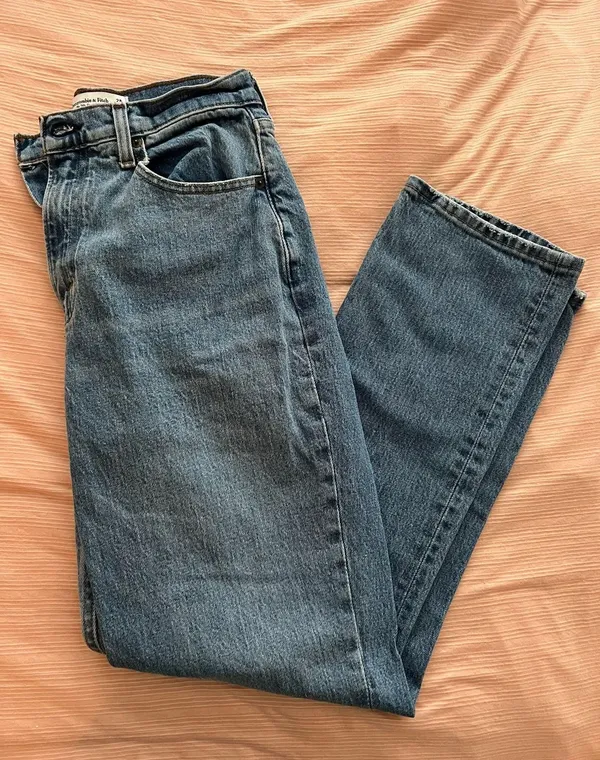 Abercrombie & fitch jeans - Image 2
