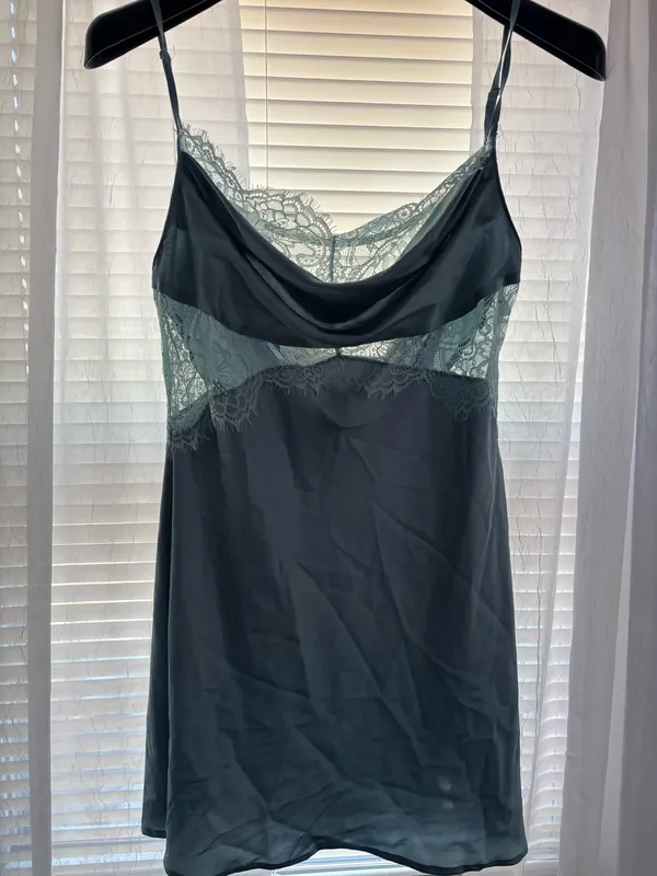 Forever 21 Lace Dress Satin Mini - Image 4