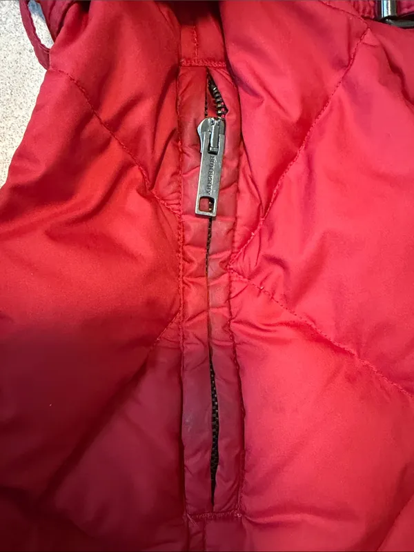 Burberry London Women’s XS Red Hooded Puffer Jacket Belted Double Zip - Image 10