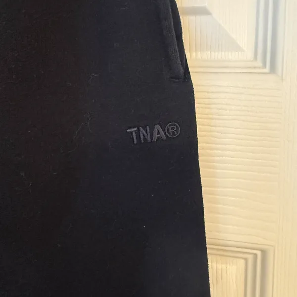 TNA Sweatfleece Joggers Women's Small‎ Black Cozy Fleece Mega Fit Streetwear EUC - Image 3