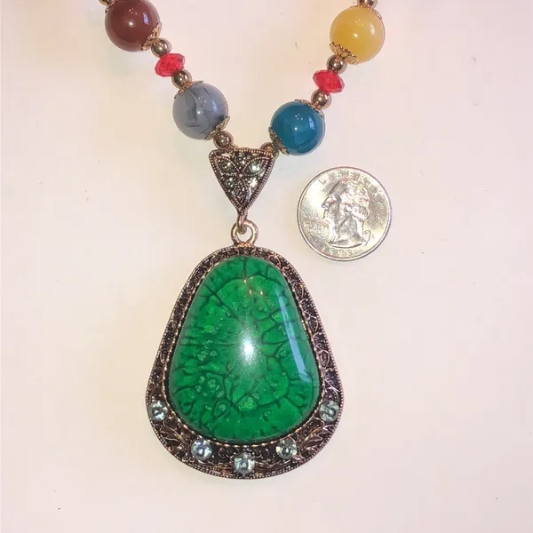 Multicolor Beaded Boho Chunky Necklace with Green Pendant - Image 6