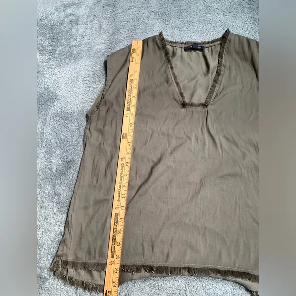 Grade & gather blouse small - Image 8