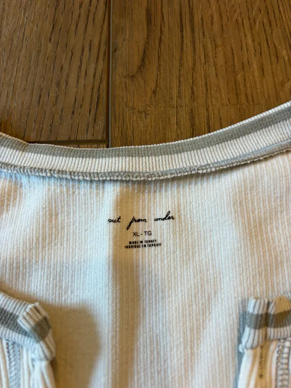 Urban Outfitters Seamless Go For Gold Top - Image 3