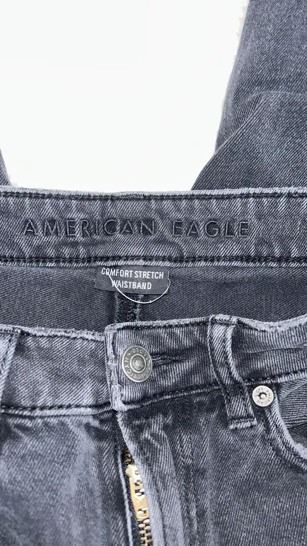 American Eagle Outfitter Mom Jeans Size 00 - Image 3