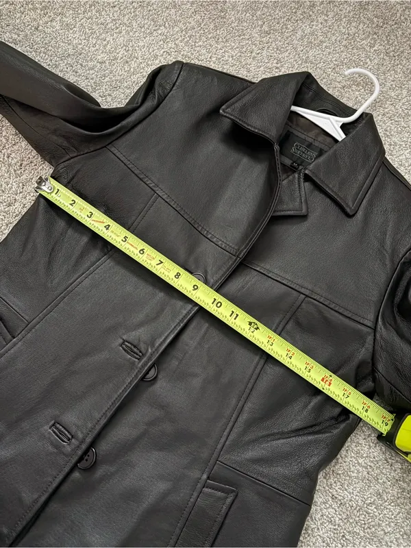 Clueless vintage mid-length black leather coat jacket button-up front women sz M - Image 4