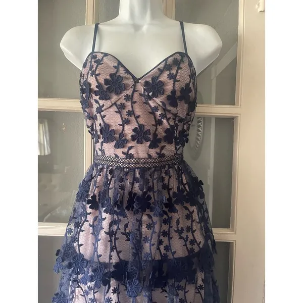 Endless Rose Lace Dress - Image 9