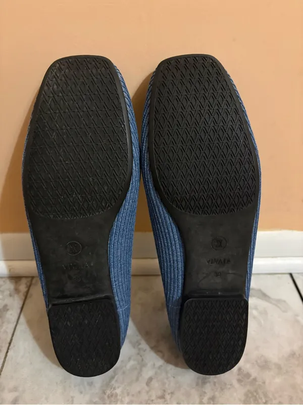 Vivaia Margot Square-Toe Flats in Denim Blue - Image 9