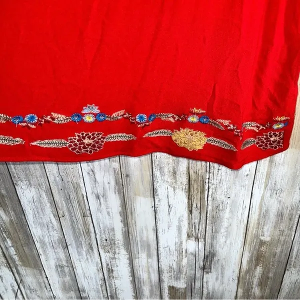 Entro Embroidered Floral Red Blouse •Large - Image 6