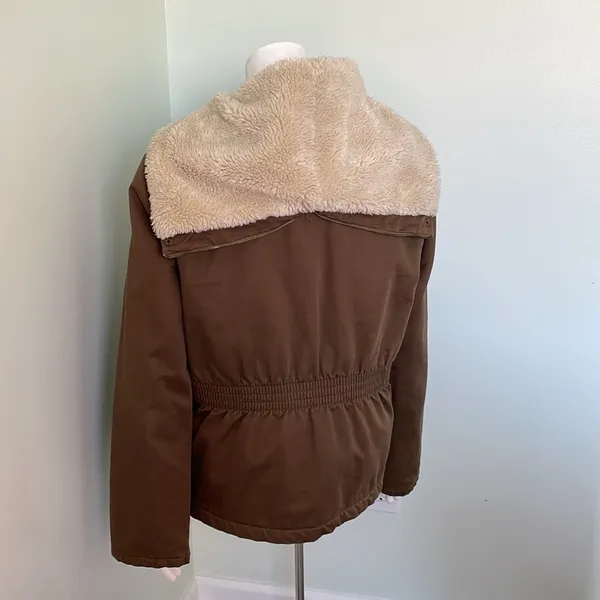 J. Crew Utility Jacket with Split zipper Sherpa hood - Image 4