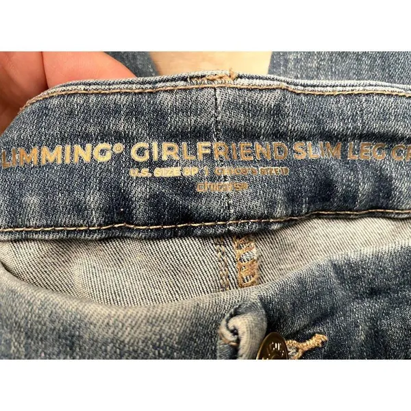 Chico's so slimming girlfriend slim leg crop medium wash jeans women's 8P NWOT - Image 4