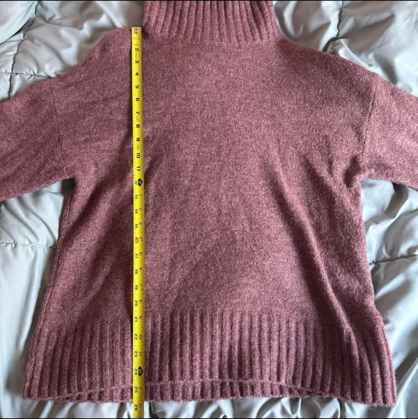 Dark Mauve Pink Oversized Chunky Neutral Turtleneck Sweater Size L - Image 6