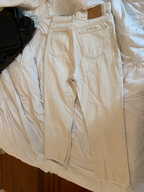 ZARA High Waisted Jeans - Image 2