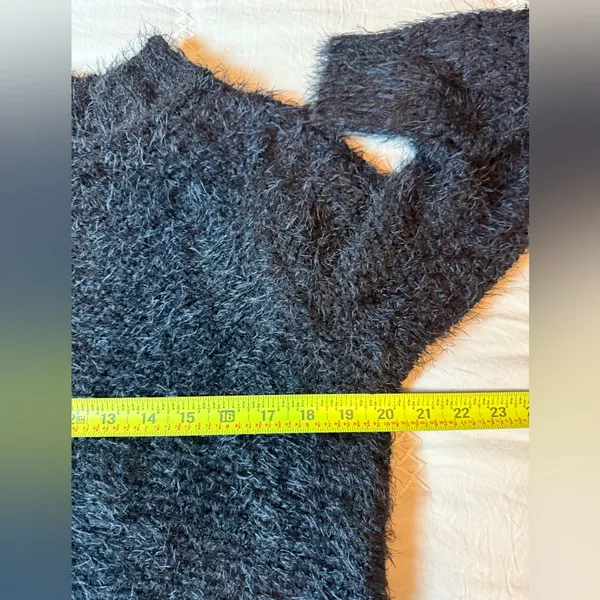 Cozy Black Fuzzy Sweater size S - Image 6