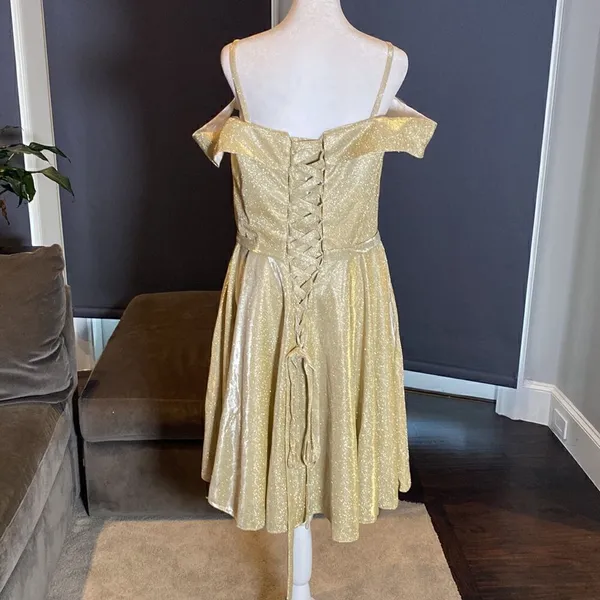 Women’s Off the Shoulder Short Gold Dress Corset Back Party Prom Size 12 NWOT - Image 4
